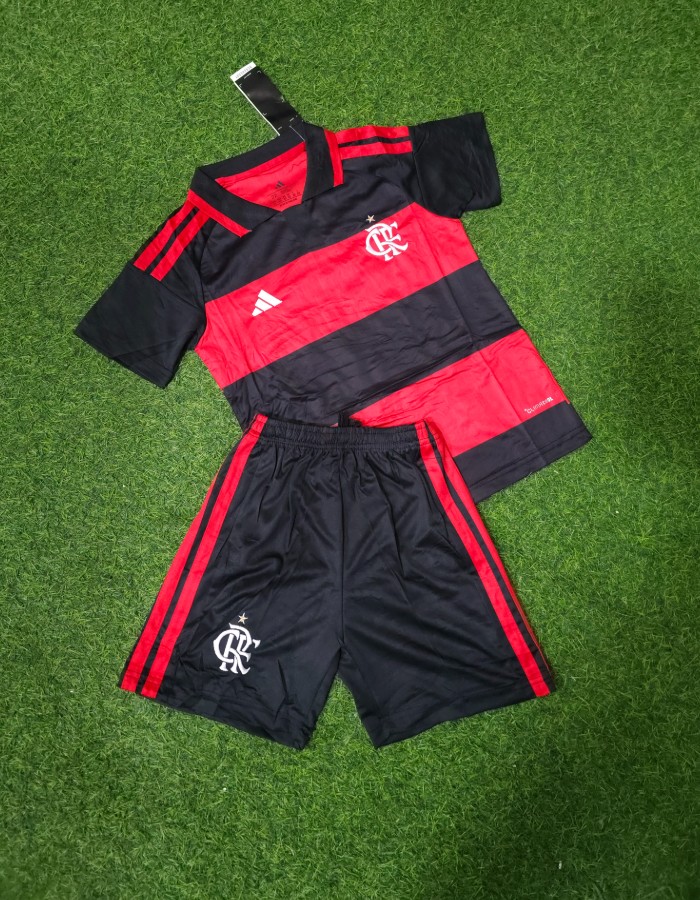 KIT INFANTIL FLAMENGO 26/27 HOME SHORT PRETO