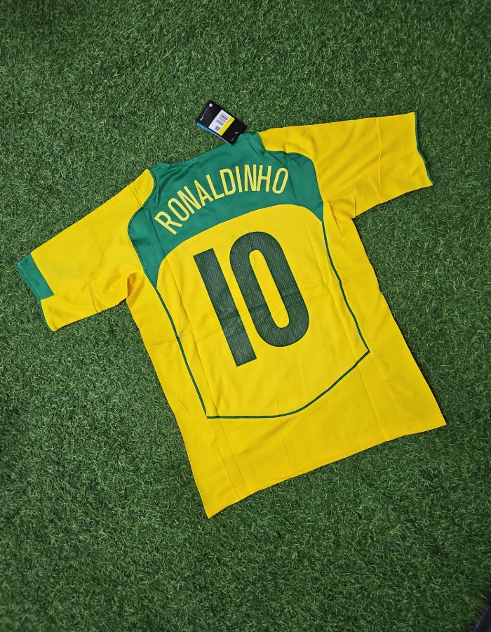Foto 2 — CAMISA RETRÔ SELEÇÃO BRASIL HOME 2004/05