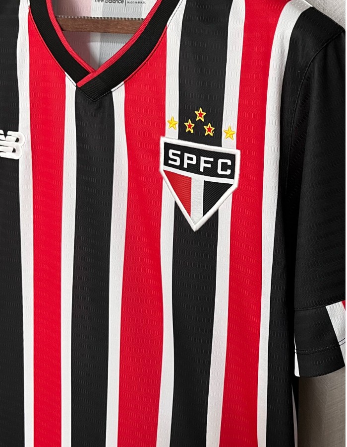 Foto 4 — SÃO PAULO 24/25 UNIFORME TRICOLOR MASCULINO TORCEDOR