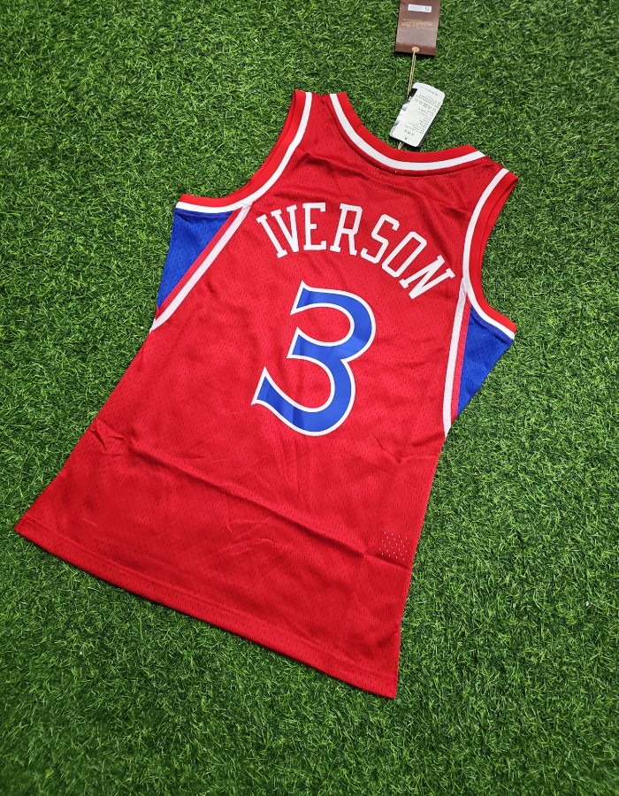 Foto 2 — REGATA MITCHELL & NESS PHILADELPHIA 76ERS 1996/97