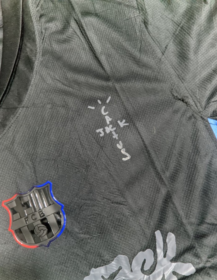 Foto 4 — Travis Scott x Nike Camisa FC Barcelona Cactus Jack 24/25